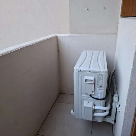 La Figue Beige De *