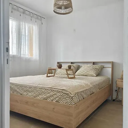 La Figue Beige De * Toulon