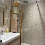 La Figue Beige De * Тулон