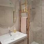 La Figue Beige De *